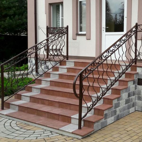 Ступень рядовая флорентинер WesterWalder ATRIUM 310х320х9.5мм WK31100 Mittelgrau